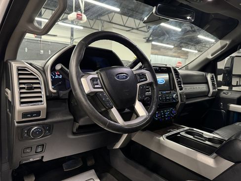 Used 2017 Ford F350 Lariat w/ Lariat Ultimate Package AWD/4WD image 23