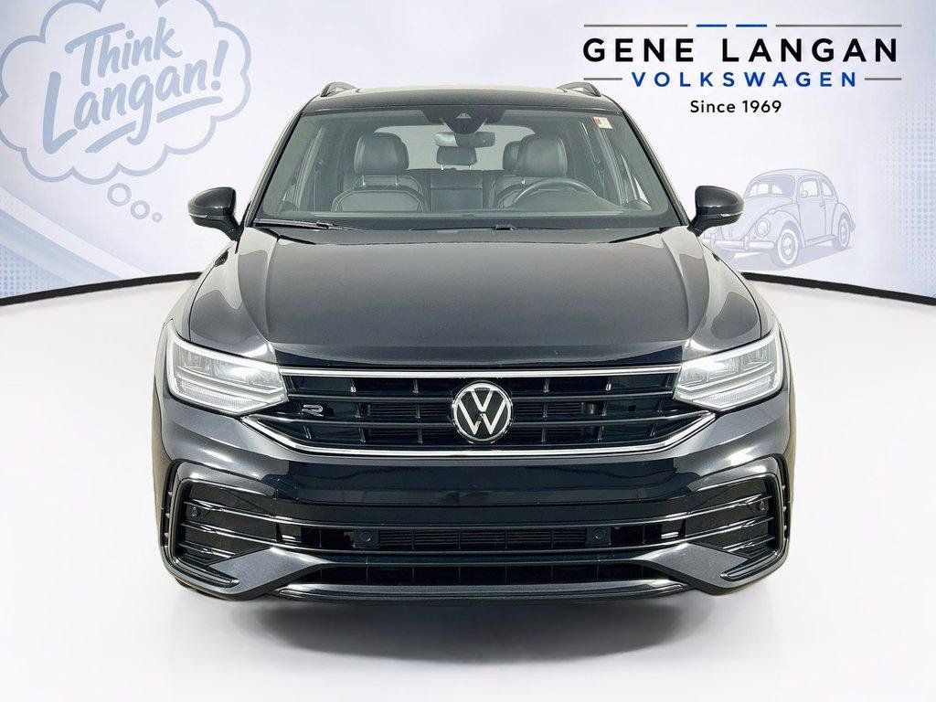 Certified 2024 Volkswagen Tiguan SE R-Line AWD/4WD image 2