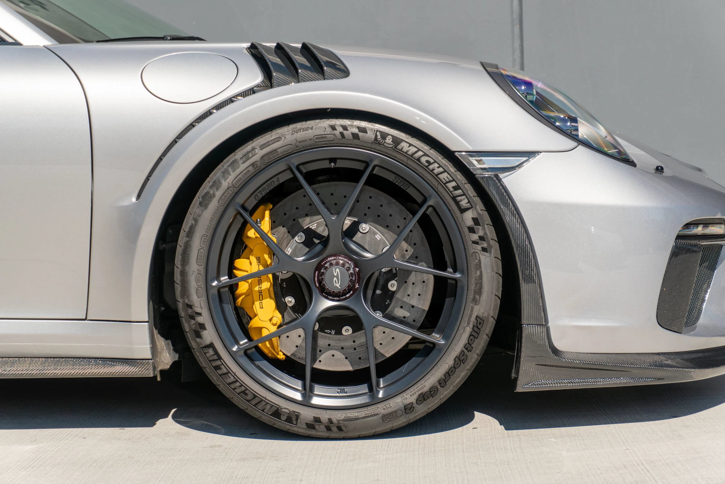 Used 2019 Porsche 911 GT3 RS RWD image 33