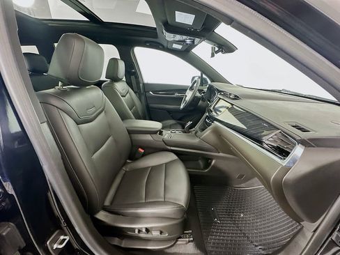 Used 2022 Cadillac XT6 Premium Luxury image 29
