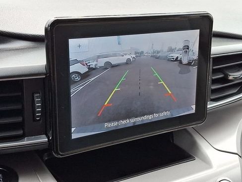 Certified 2023 Ford Explorer XLT w/ Equipment Group 202A AWD/4WD image 20
