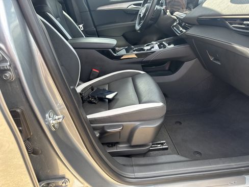 Certified 2025 Buick Envision Sport Touring AWD/4WD image 14