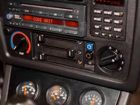 Used 1990 BMW M3 Coupe image 69