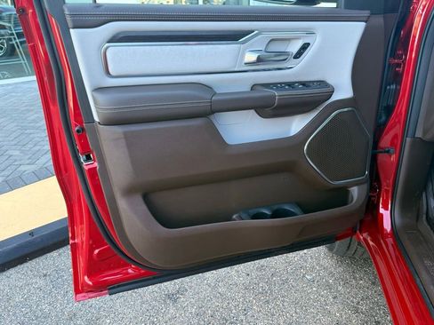 New 2026 RAM 1500 Laramie AWD/4WD image 29