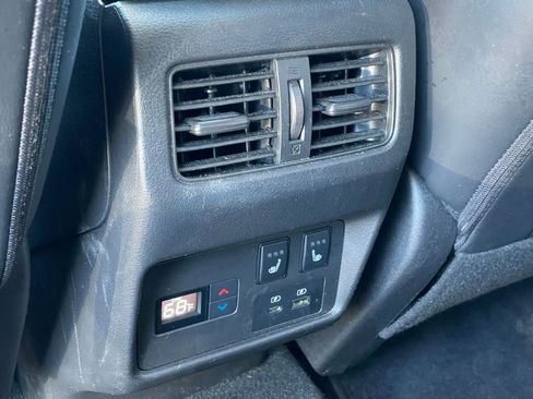 Certified 2023 Nissan Rogue Platinum w/ Platinum Premium Package image 8