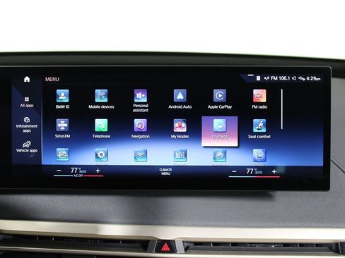 Used 2023 BMW iX xDrive50 w/ Sport Package image 21