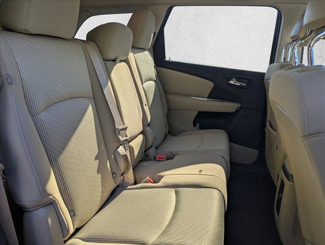 Used 2014 Dodge Journey SE w/ Flexible Seating Group FWD image 27