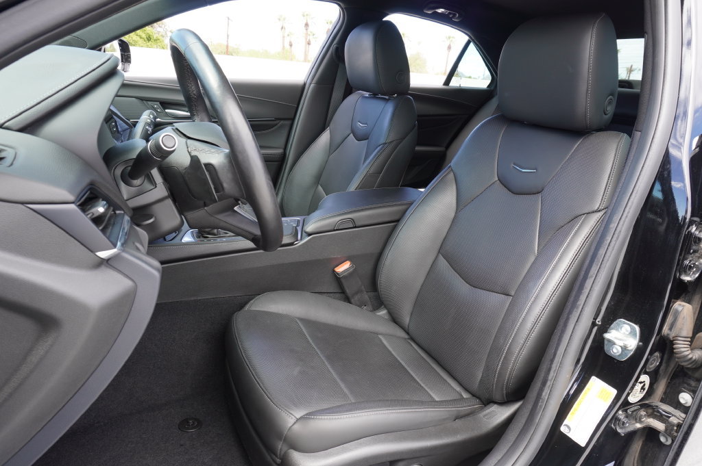 Used 2026 Cadillac CT4 Premium Luxury RWD image 13