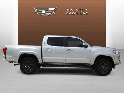 Used 2023 Toyota Tacoma SR5 RWD image 6