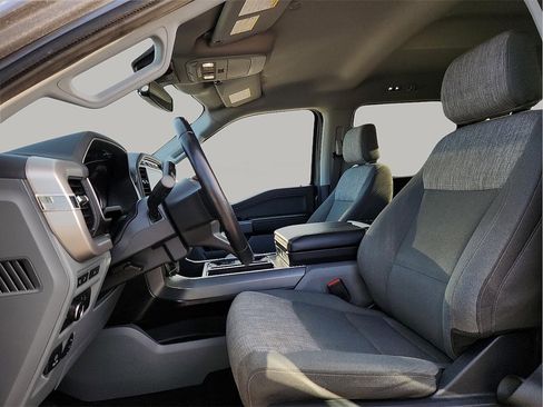 Used 2022 Ford F150 XLT w/ Equipment Group 302A High image 17