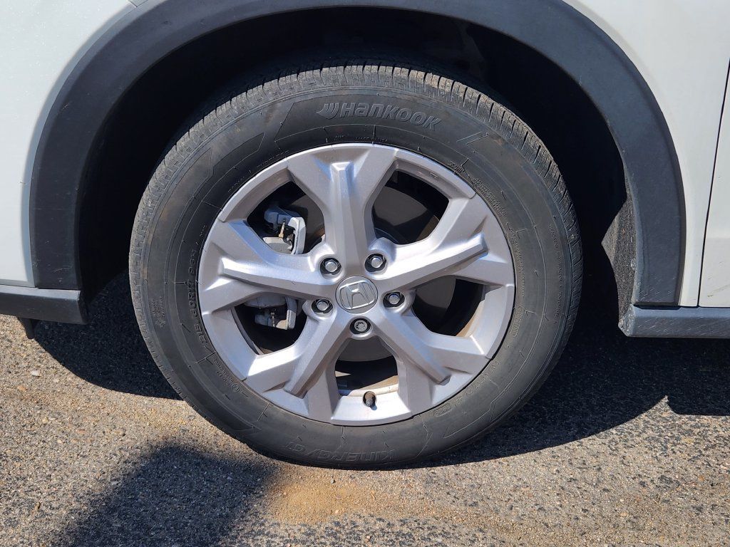 Used 2024 Honda HR-V LX image 9