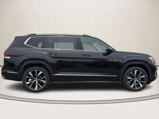 New 2026 Volkswagen Atlas SEL Premium R-Line AWD/4WD video 2