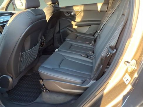 Used 2026 Audi Q7 3.0T Premium Plus w/ Premium Plus Package image 14