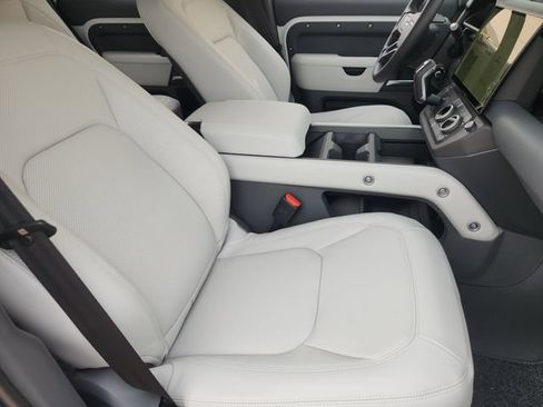 Used 2026 Land Rover Defender 130 S AWD/4WD image 8