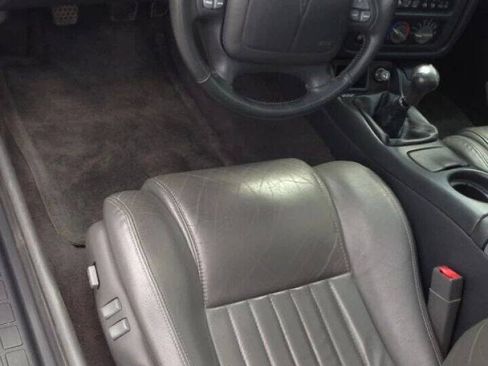 Used 1998 Pontiac Firebird Formula RWD image 27