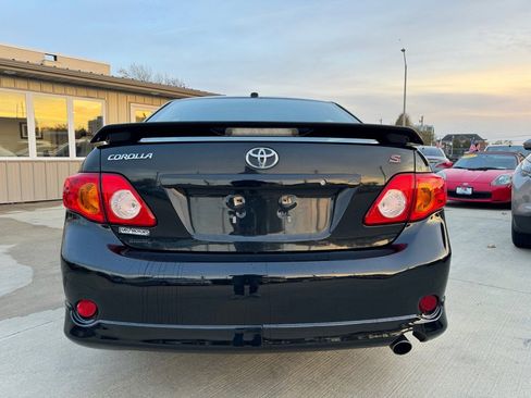 Used 2010 Toyota Corolla S image 4