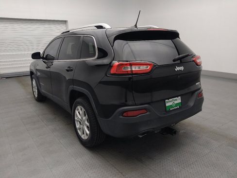 Used 2018 Jeep Cherokee Latitude image 5
