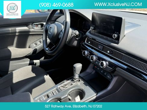 Used 2025 Honda Civic Sport image 22