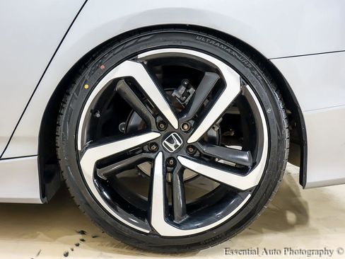 Used 2022 Honda Accord Sport image 12