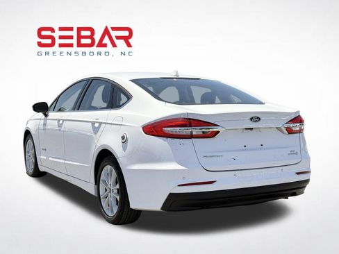 Used 2019 Ford Fusion SE FWD image 9
