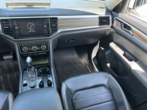 Used 2021 Volkswagen Atlas SEL Premium AWD/4WD image 14