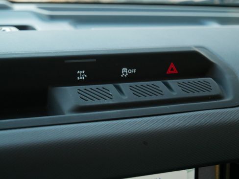 Used 2025 Ford Bronco Big Bend image 29