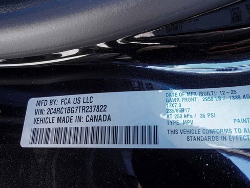 New 2026 Chrysler Pacifica Select image 10