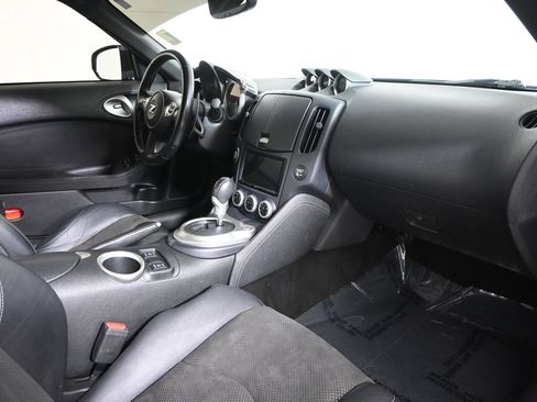 Used 2014 Nissan 370Z Touring w/ Sport Package RWD image 14