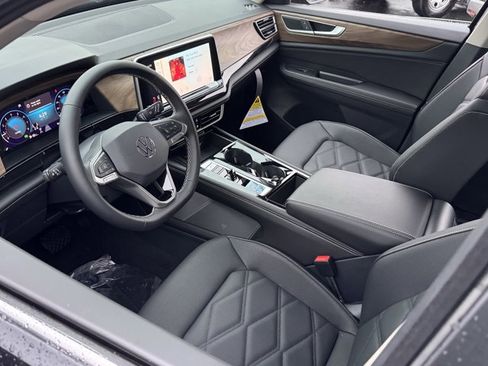 New 2026 Volkswagen Atlas SE image 19