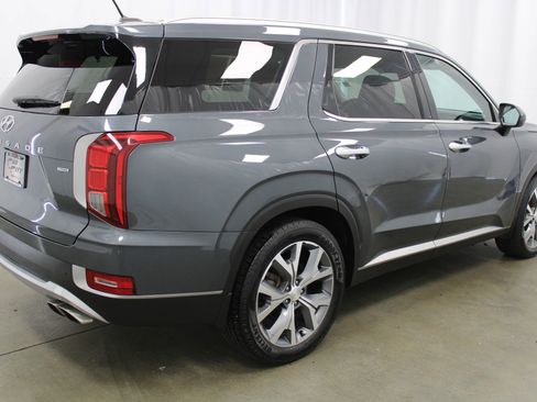 Used 2020 Hyundai Palisade SEL w/ Convenience Package image 4