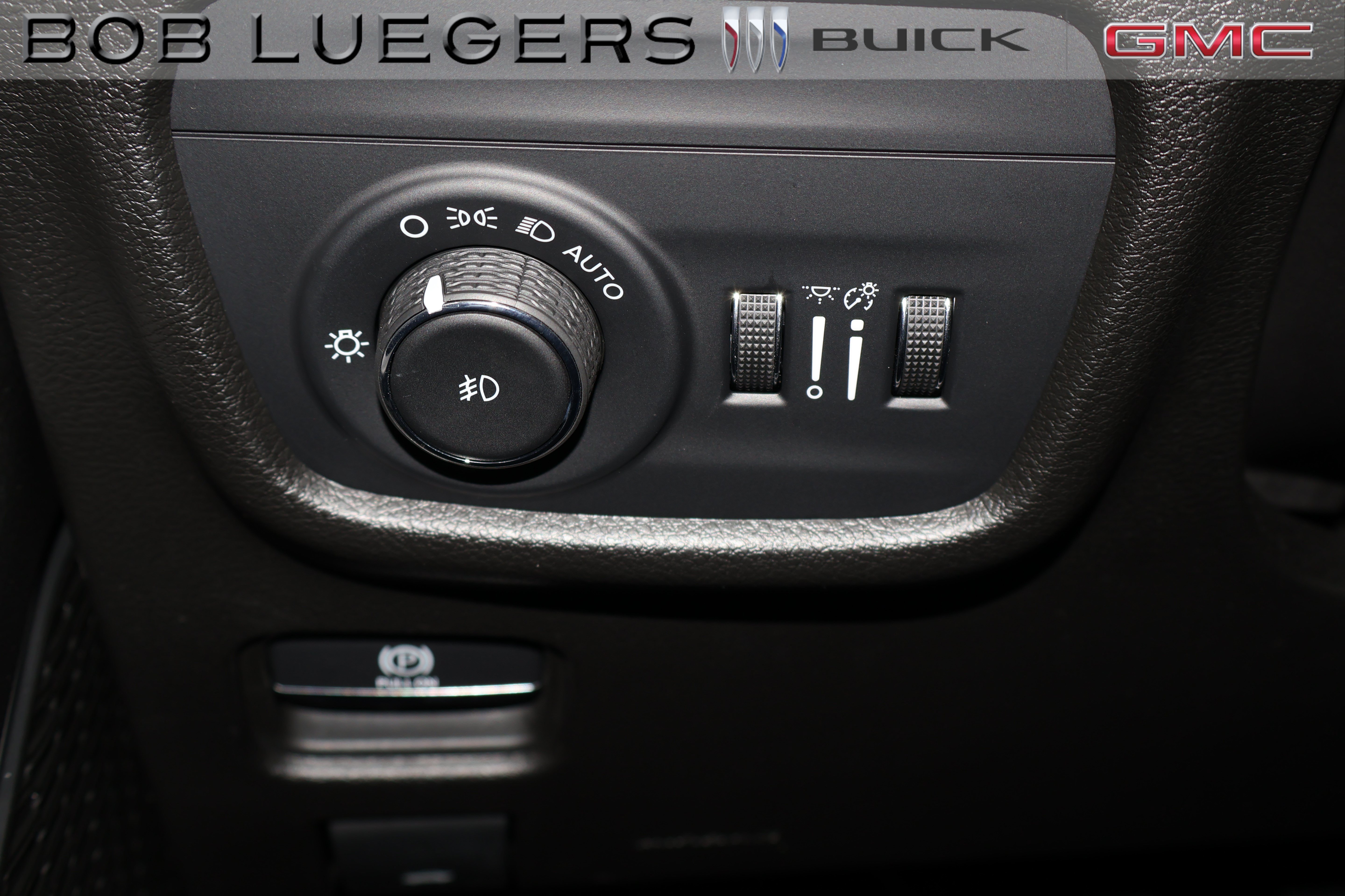 Used 2022 Jeep Grand Cherokee L Limited AWD/4WD image 27