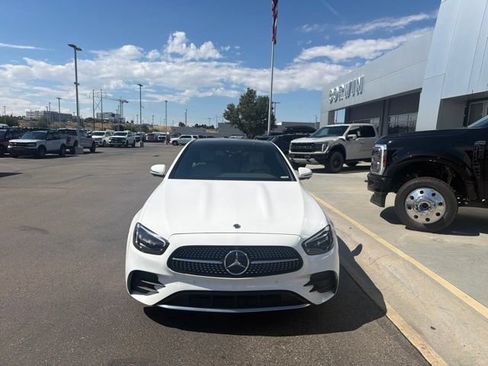 Used 2023 Mercedes-Benz E 350 4MATIC Sedan image 2
