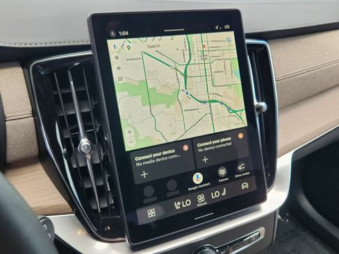New 2026 Volvo XC90 B6 Plus w/ Protection Package Premier AWD/4WD image 8