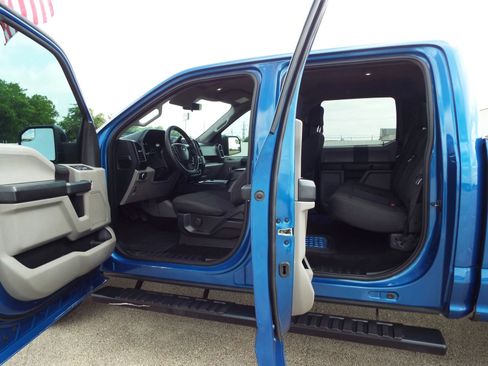 Used 2018 Ford F150 XL w/ Equipment Group 101A Mid AWD/4WD image 22