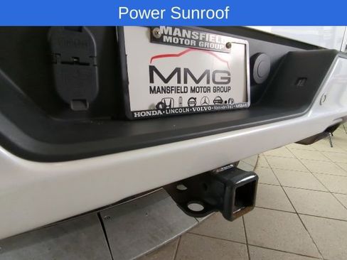 Used 2019 Chevrolet Silverado 1500 High Country image 28