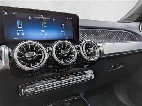 Certified 2025 Mercedes-Benz GLB 250 image 13