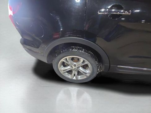 Used 2014 Ford Explorer Limited image 13