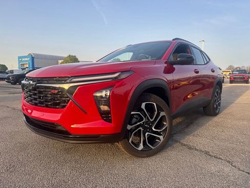 New 2026 Chevrolet Trax RS w/ Driver Confidence Package FWD image 1