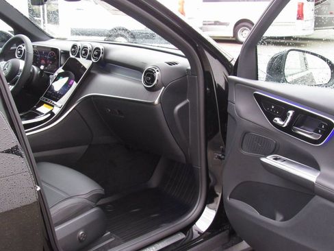 New 2026 Mercedes-Benz GLC 300 4MATIC image 17