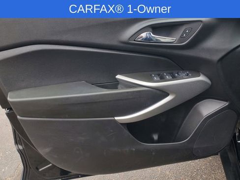 Certified 2024 Chevrolet Trax RS w/ Driver Confidence Package image 12