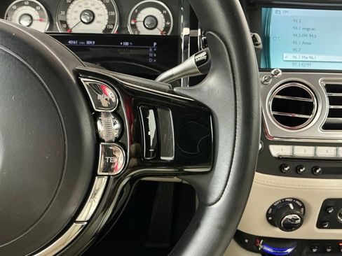 Used 2014 Rolls-Royce Wraith RWD image 14