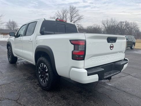 Used 2022 Nissan Frontier PRO-4X image 2