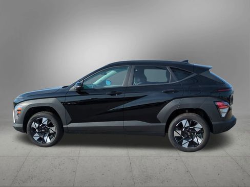 Certified 2025 Hyundai Kona SEL image 3