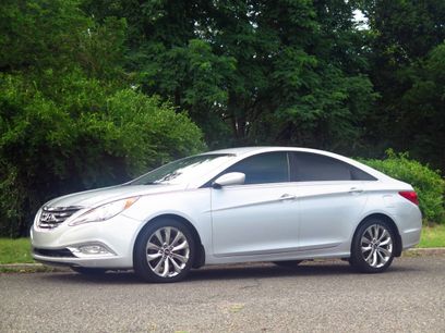 Used 2011 Hyundai Sonata SE