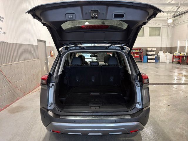 Certified 2023 Nissan Rogue SL AWD/4WD image 5