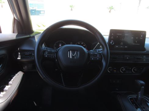 Certified 2026 Honda HR-V Sport image 23