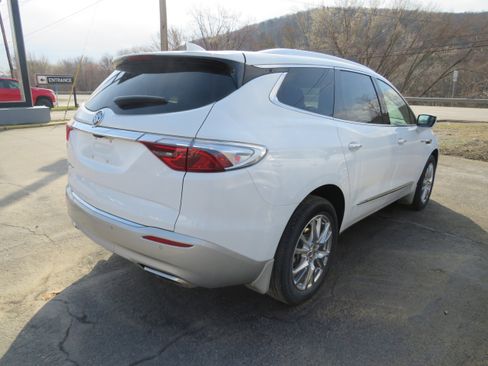 Used 2023 Buick Enclave Premium w/ Experience Buick Package image 7