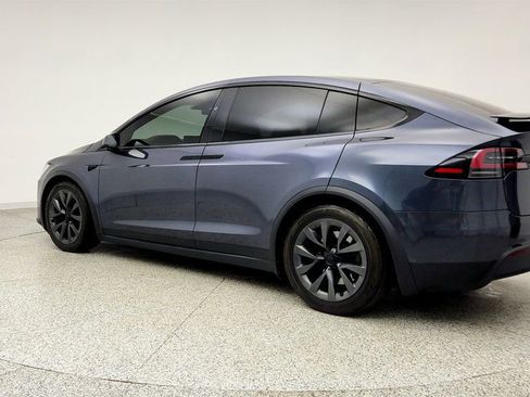 Used 2023 Tesla Model X image 7