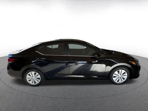 Used 2025 Nissan Sentra S image 16