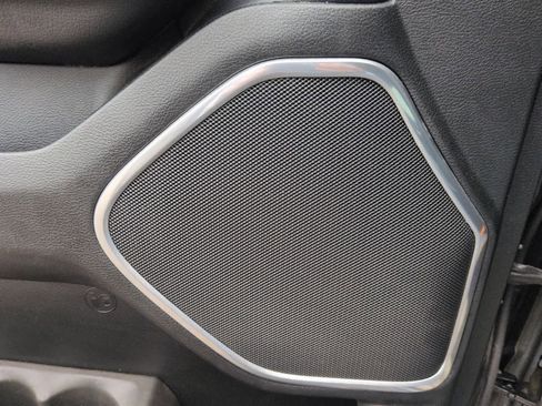 Certified 2021 RAM 1500 Laramie image 30